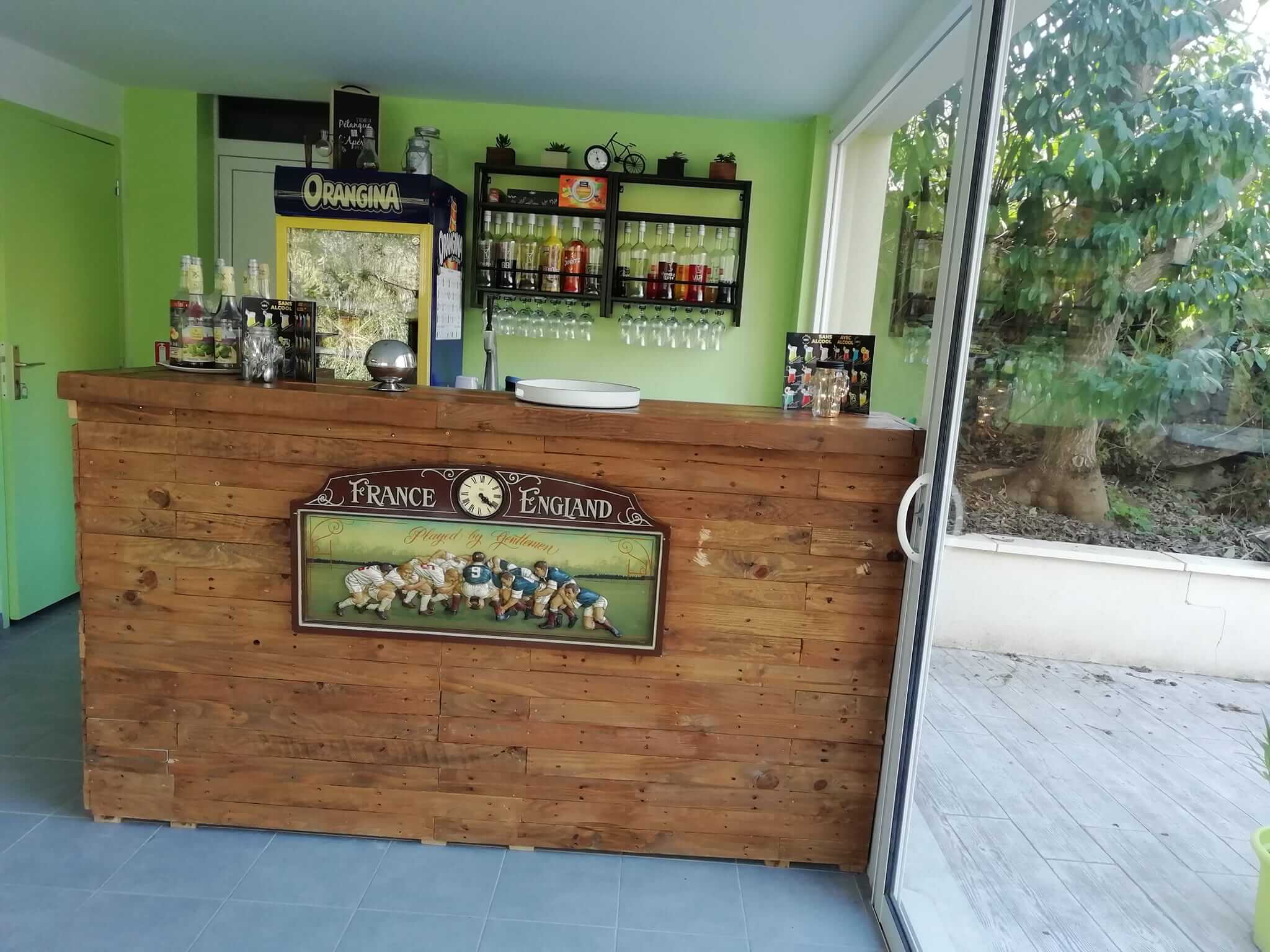 Bar du camping le pont à rivière-sur-tarn