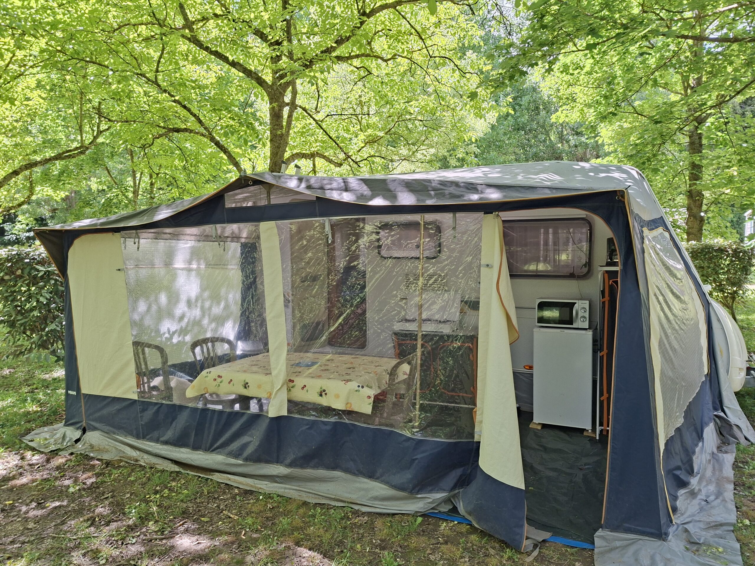 Caravan camping le pont